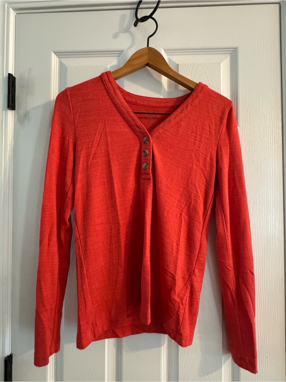 LOFT Red Long-Sleeve V-Neck Henley Top
